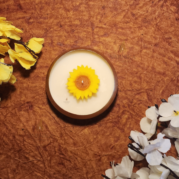 Hammered Metal Urli Scented Candle